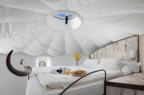 HOMOKI LODGE Bed & Beyond Glamping